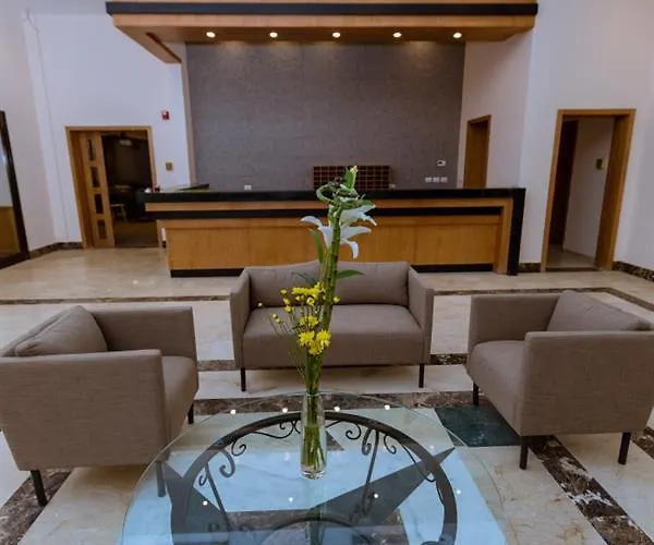 Otel Sky View 3*