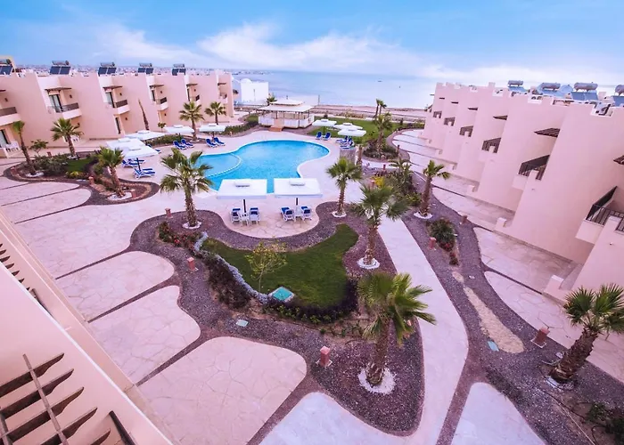 Otel Sky View 3*
